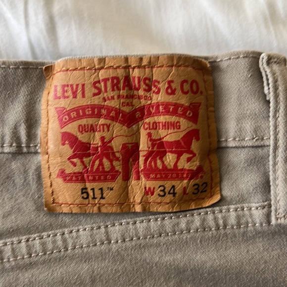 511 Levi’s - Picture 2 of 2